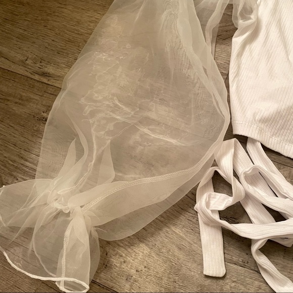 NWT Zara white wrap top with sheer organza puff sleeve - Picture 8 of 10
